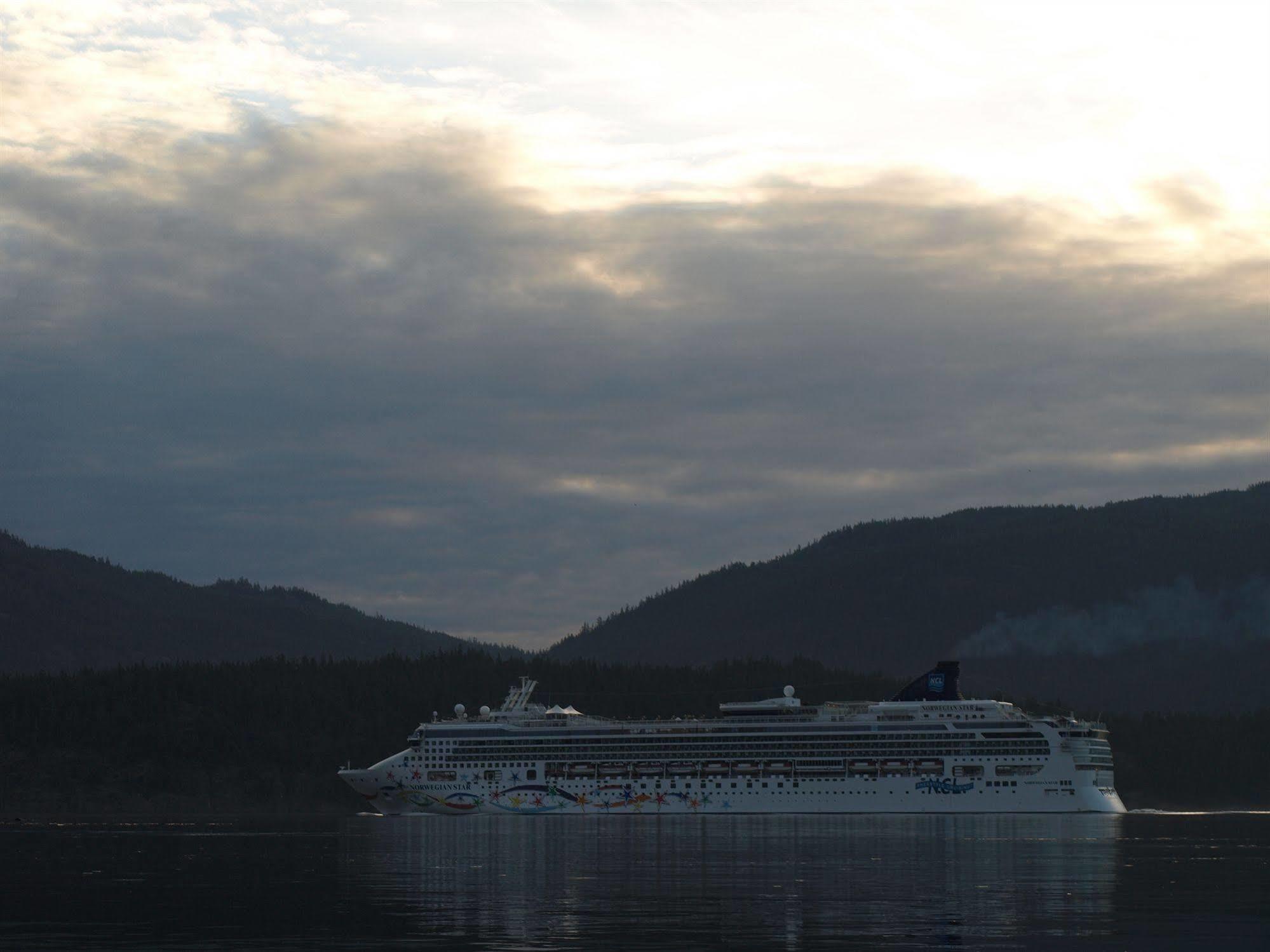 Oyster Bay Resort Campbell River Esterno foto